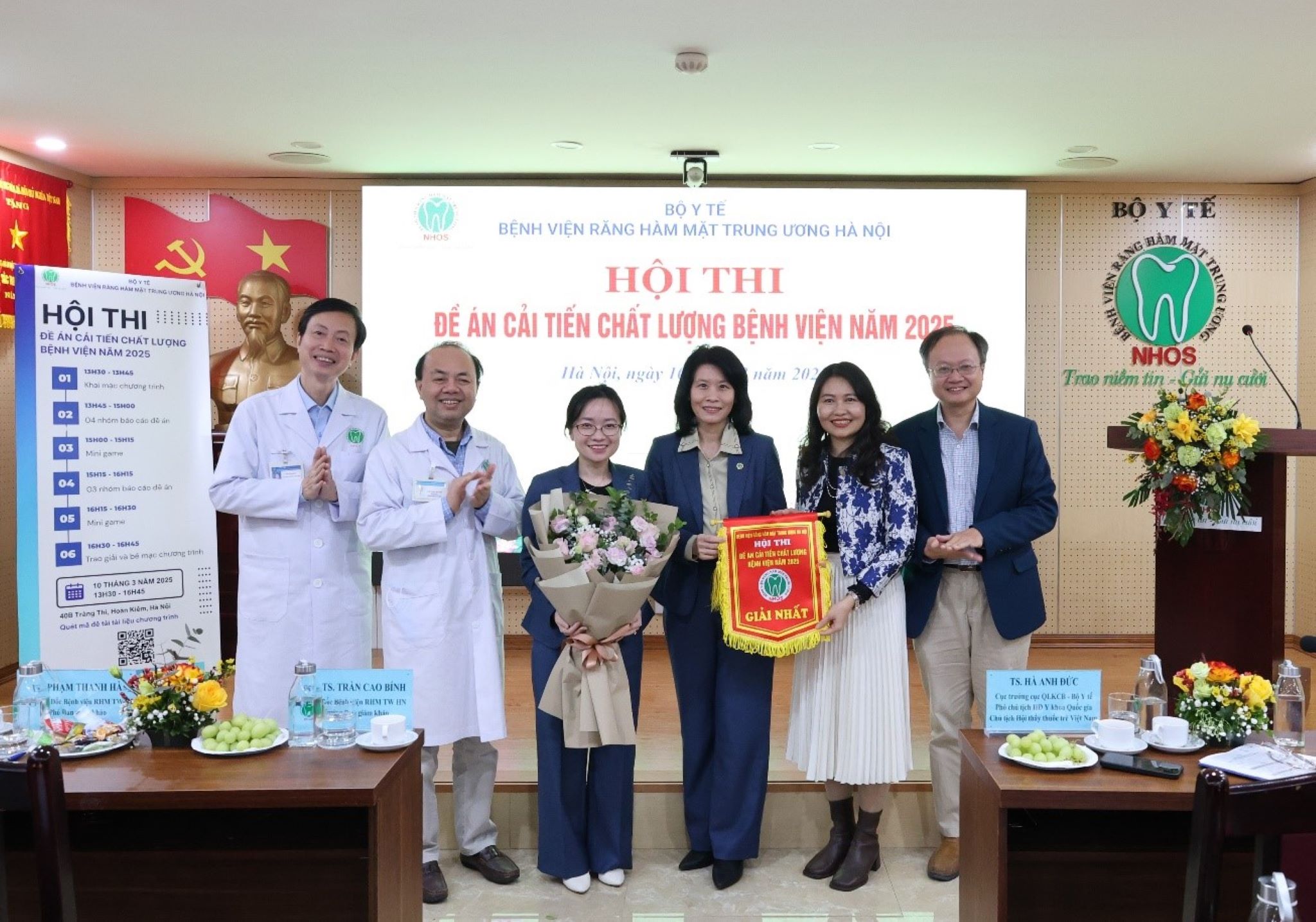 Hội thi trao Giải nhất cho Khoa Nắn chỉnh răng